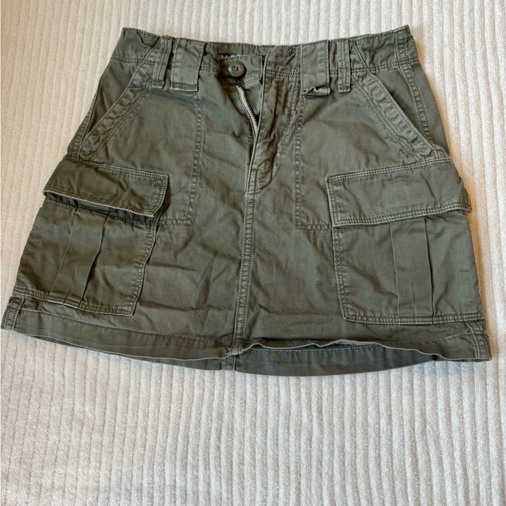 American eagle mini skirt